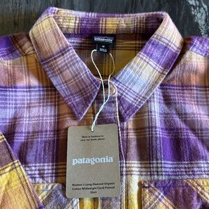 Patagonia Women's Long-Sleeved Flannel Shirt Medium. New with Tags!